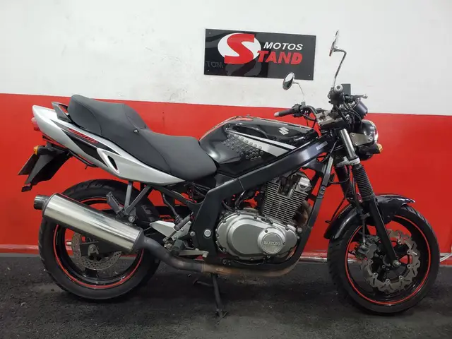 Moto Suzuki Gs 500 2009 E
