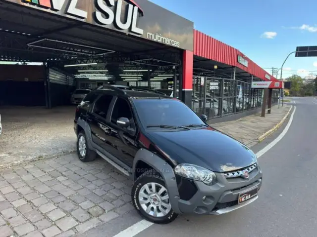 Carro Fiat Weekend 2016 Adventure 1.8 E.torQ Dualogic (Flex)