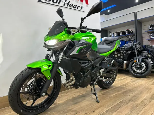 Moto Kawasaki Z 2025 500