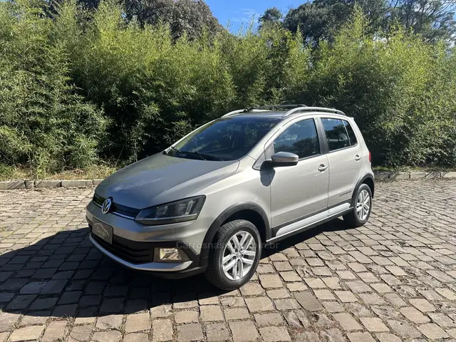 Carro Volkswagen CrossFox 2015 1.6 16v MSI (Flex)