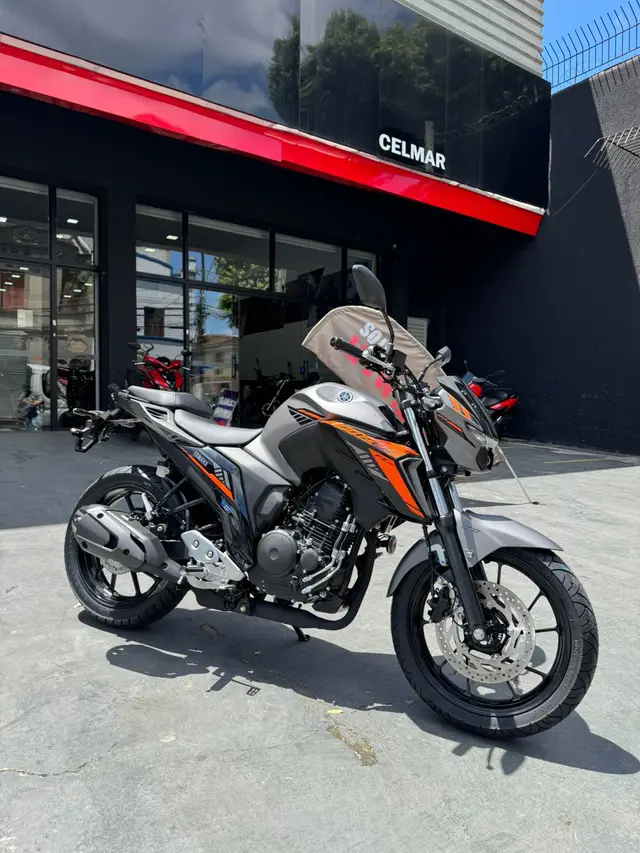 Moto Yamaha Fazer FZ25 2025 Connected