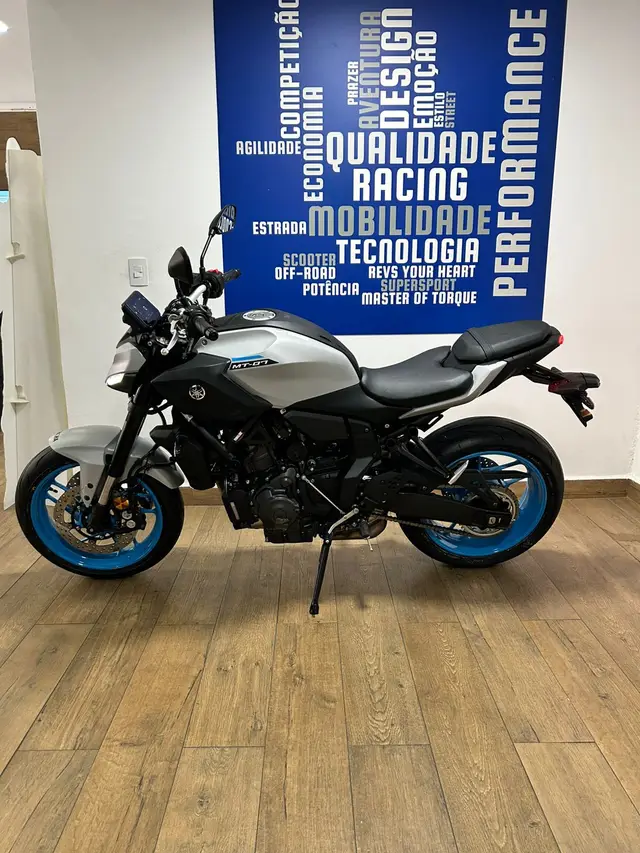 Moto Yamaha MT-07 2026 Connected