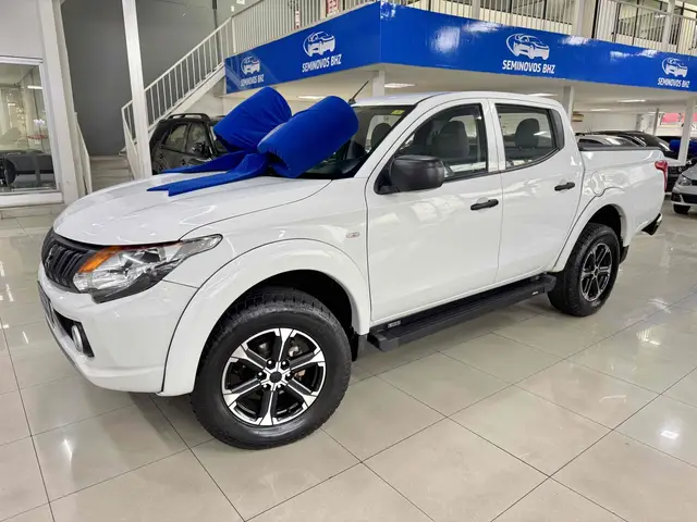 Carro Mitsubishi L200 Triton Sport 2023 GLS 2.4