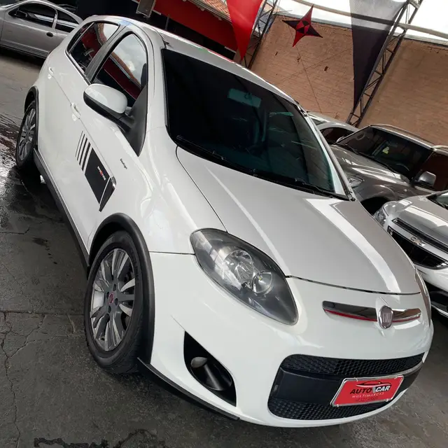 Carro Fiat Palio 2014 Sporting 1.6 16V (Flex)