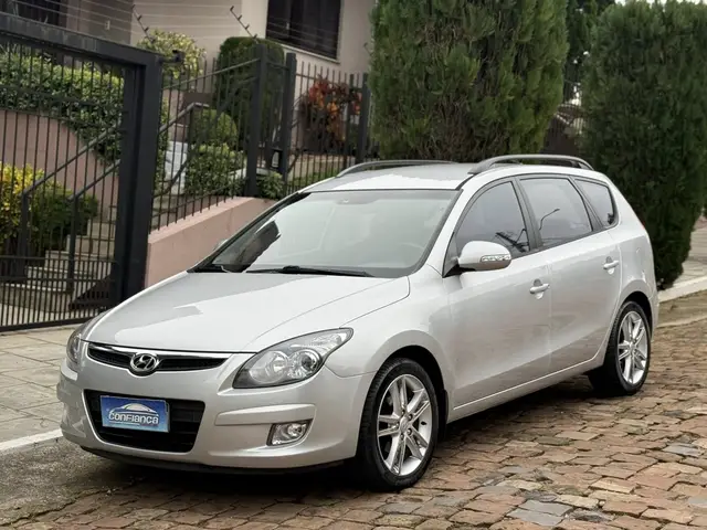 Carro Hyundai i30 CW 2011 2.0i GLS