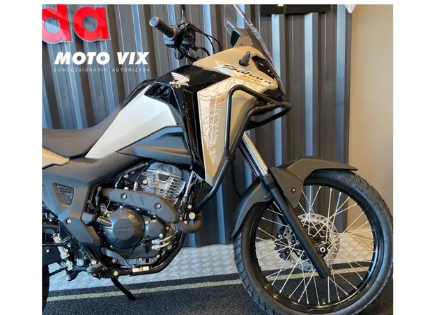 Moto Honda XRE Sahara 300 2026 Adventure