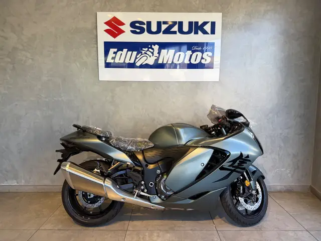 Moto Suzuki Hayabusa 2025 GSX 1300 RRQ