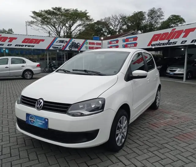 Carro Volkswagen Fox 2014 1.6 VHT (Flex)
