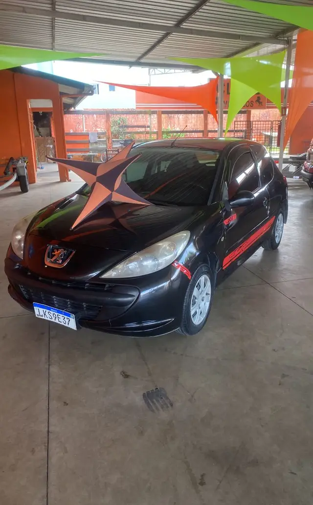Carro Peugeot 207 2009 Hatch XR 1.4 8V (flex) 2p