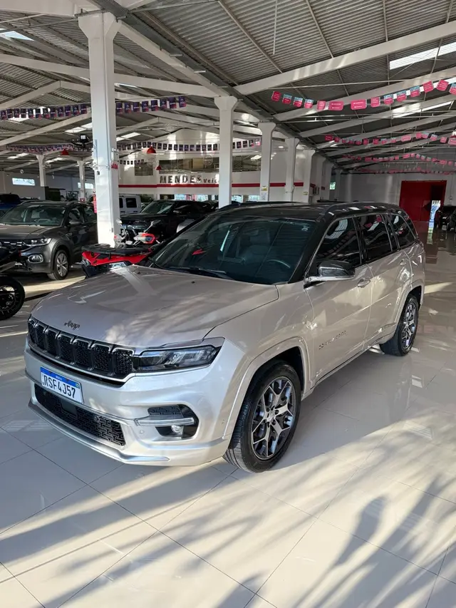 Carro Jeep Commander 2022 Overland T270 Flex (Aut)