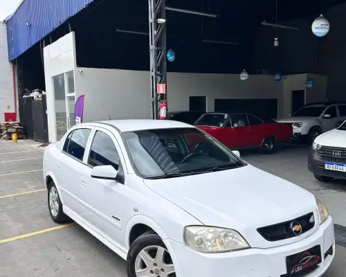 Carro Chevrolet Astra Sedan 2005 Comfort 2.0 (Flex)