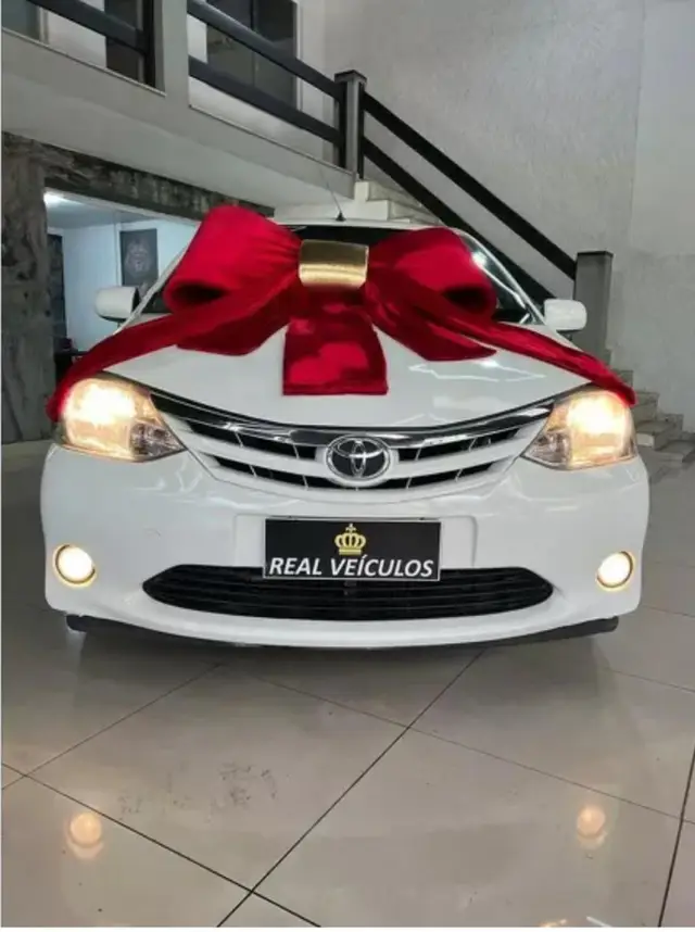 Carro Toyota Etios 2013 XLS 1.5 (Flex)