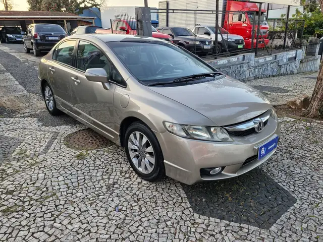 Carro Honda Civic 2011 New  LXL SE 1.8 i-VTEC (Flex)