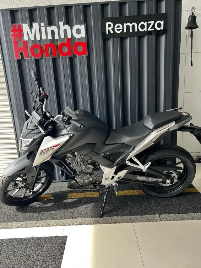 Moto Honda CB 300F Twister 2026 CBS