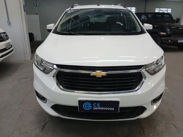 Carro Chevrolet Spin 2023 Premier 1.8 (Aut.)