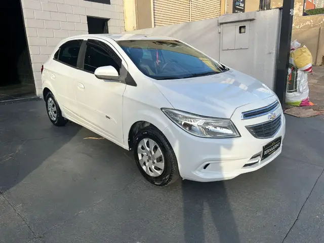 Carro Chevrolet Onix 2015 1.0 LT SPE/4