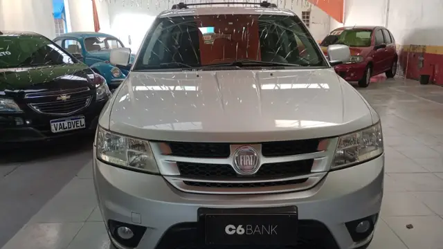 Carro Fiat Freemont 2012 2.4 16V Emotion (Aut)