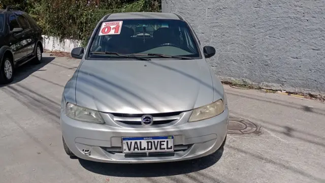 Carro Chevrolet Celta 2001 1.0