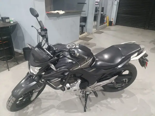 Moto Honda CB 250F Twister 2022 250F (ABS) Cinza fosco