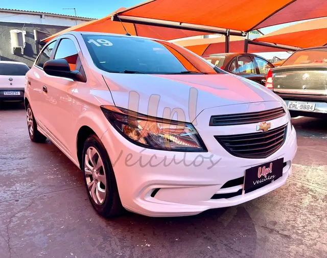 Carro Chevrolet Onix 2019 1.0 Joy SPE/4