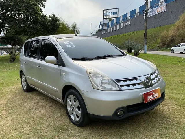 Carro Nissan Livina 2010 1.6 16V (flex)