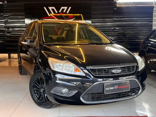 Carro Ford Focus Sedan 2013 GLX 2.0 16V (Flex)