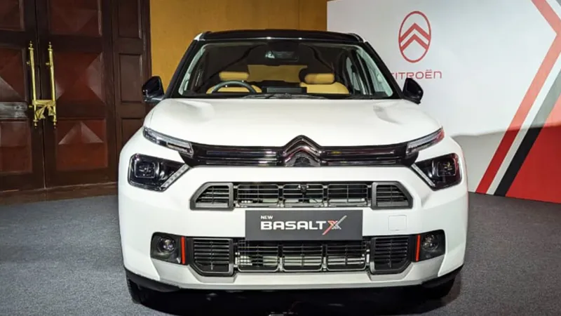 Citroën Basalt indiano ganha itens que o brasileiro nem sonha 