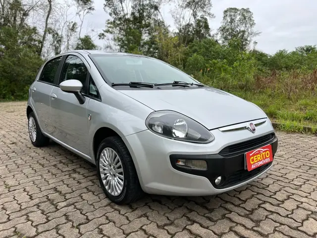 Carro Fiat Punto 2013 Attractive 1.4 (Flex)