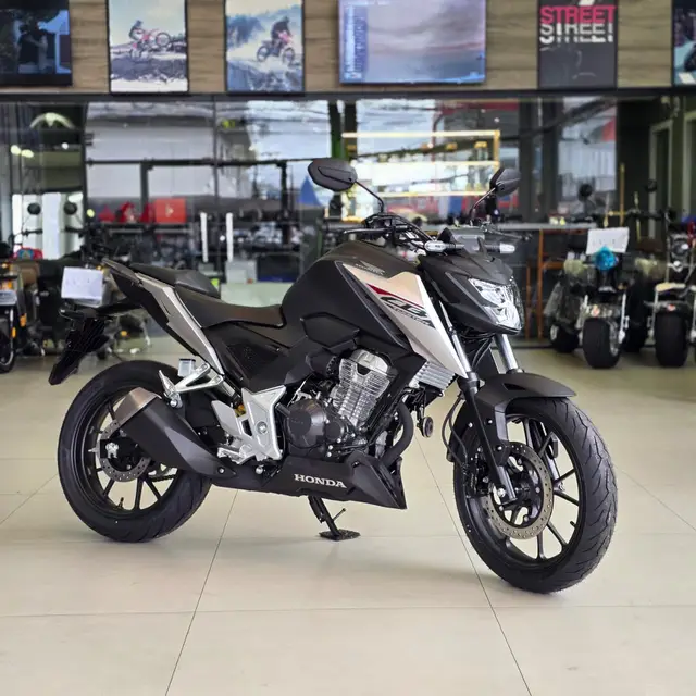 Moto Honda CB 300F Twister 2026 CBS