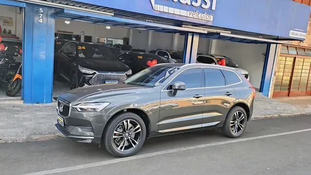 Carro Volvo XC60 2019 2.0 D5 Momentum 4WD