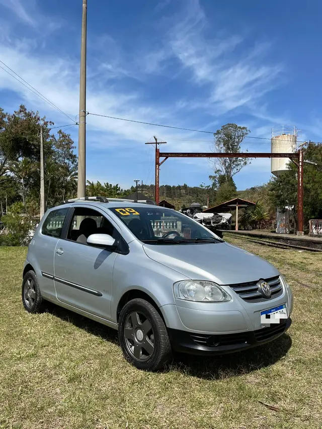 Carro Volkswagen Fox 2009 City 1.0 8V (Flex)