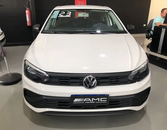 Carro Volkswagen Polo 2023 Track 1.0 Flex 12V 5p