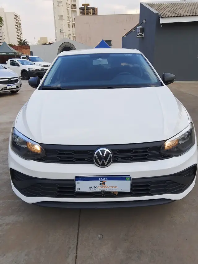 Carro Volkswagen Polo 2025 Track 1.0 Flex 12V 5p