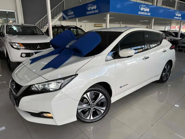 Carro Nissan Leaf 2022 EV