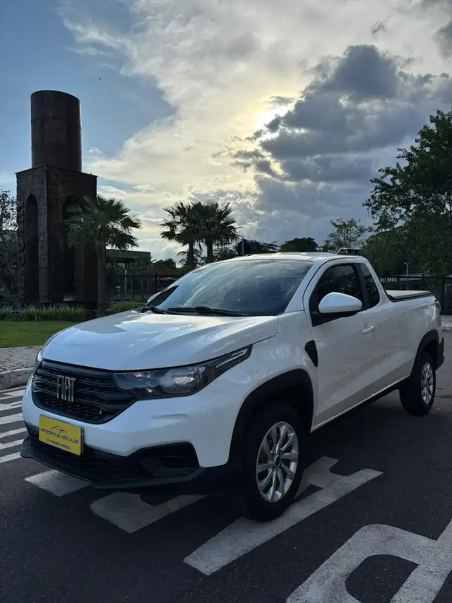 Carro Fiat Strada 2023 Endurance 1.4 CS