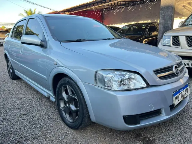 Carro Chevrolet Astra Hatch 2009 Advantage 2.0 (Flex)
