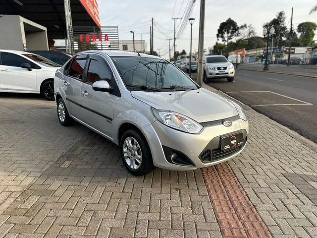 Carro Ford Fiesta Sedan 2011 1.6 (Flex)