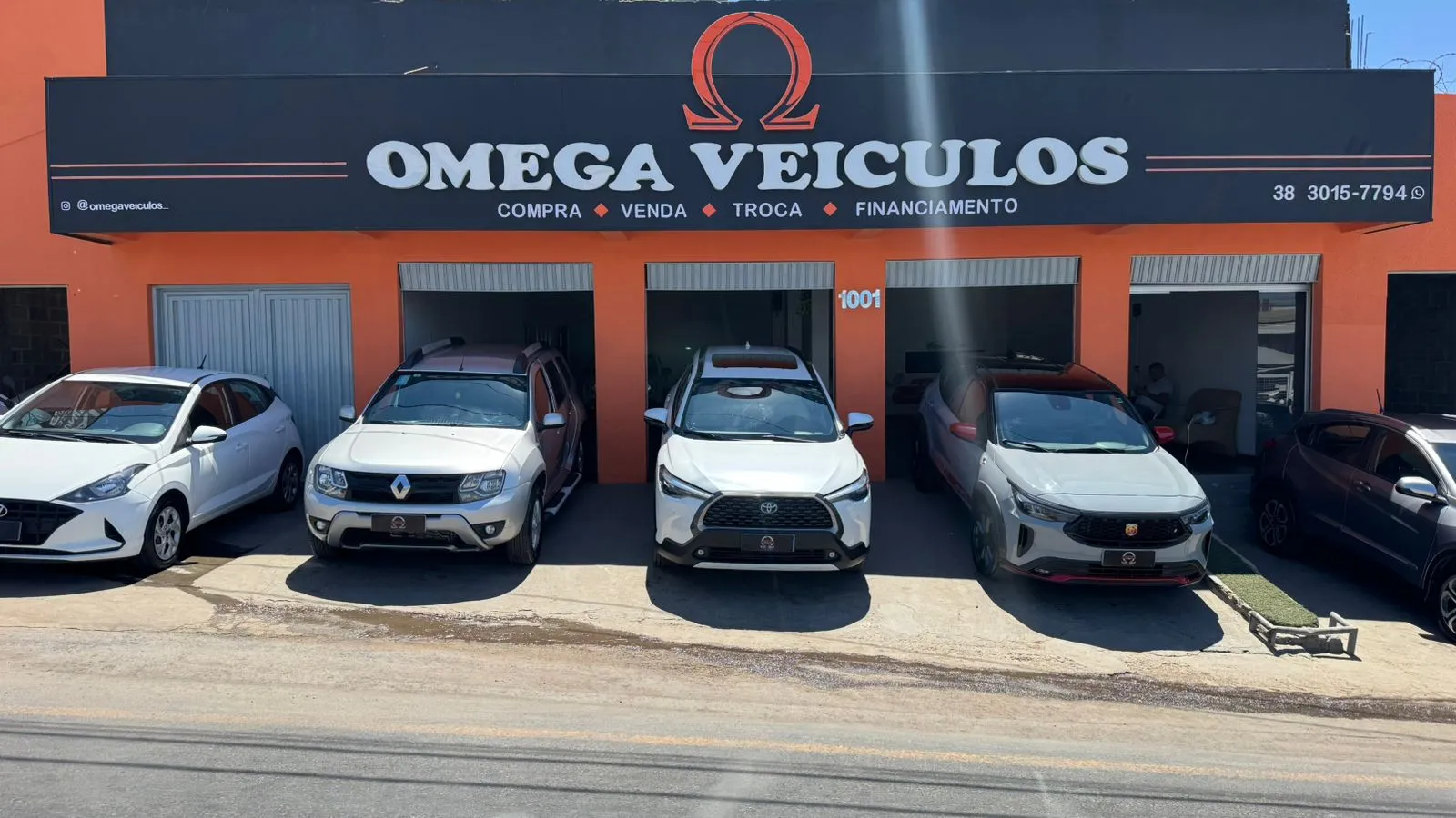 Fachada da loja Veículos à venda em Omega veiculos - Montes Claros - MG