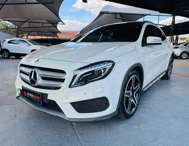 Carro Mercedes-Benz GLA 250  2016 GLA 250 Sport