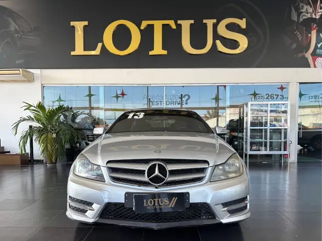 Carro Mercedes-Benz Classe C 2013 C 180 Coupé 1.8 CGI Turbo