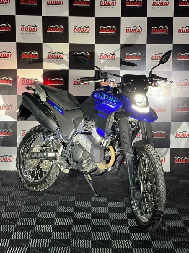 Moto Yamaha XTZ 250 Lander 2025 Connected