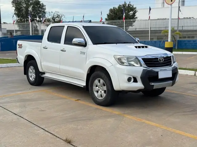 Carro Toyota Hilux Cabine Dupla 2012 Hilux 3.0 TDI 4x4 CD SRV Top (Aut)