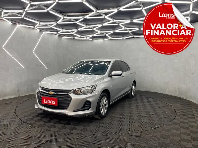 Carro Chevrolet Onix Plus 2023 LT 1.0