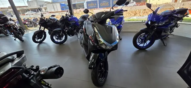 Moto Yamaha Fluo 2026 Hybrid Connected