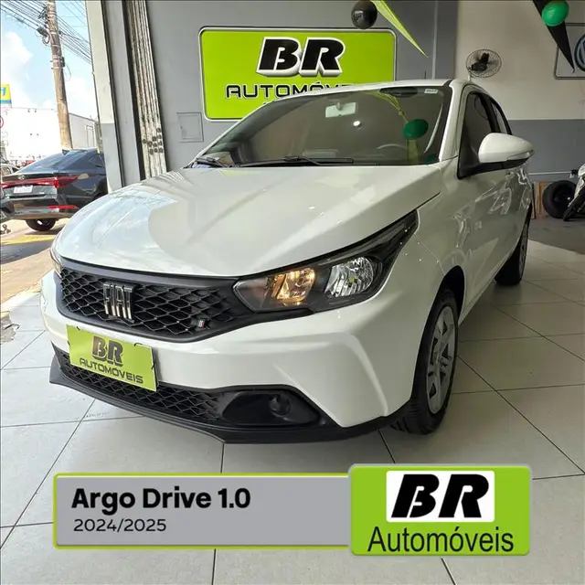 Carro Fiat Argo 2025 Drive 1.0