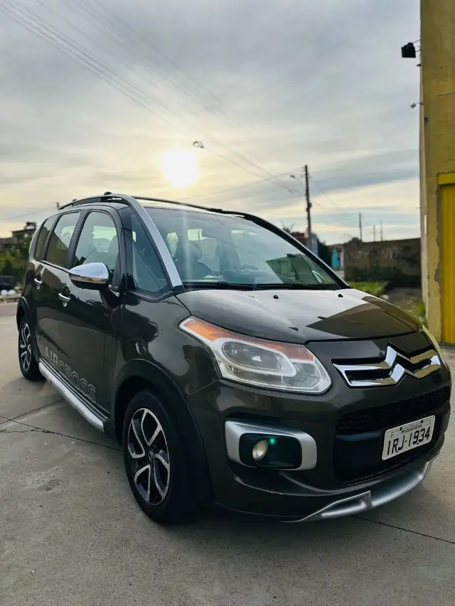 Carro Citroën Aircross 2011 Exclusive 1.6 16V (flex)