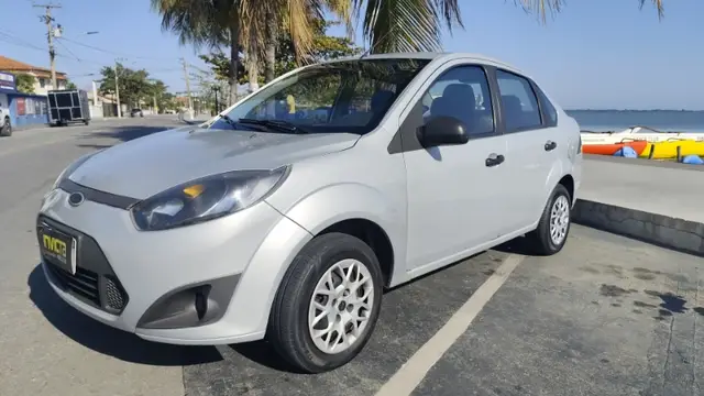Carro Ford Fiesta Sedan 2012 1.6 (Flex)