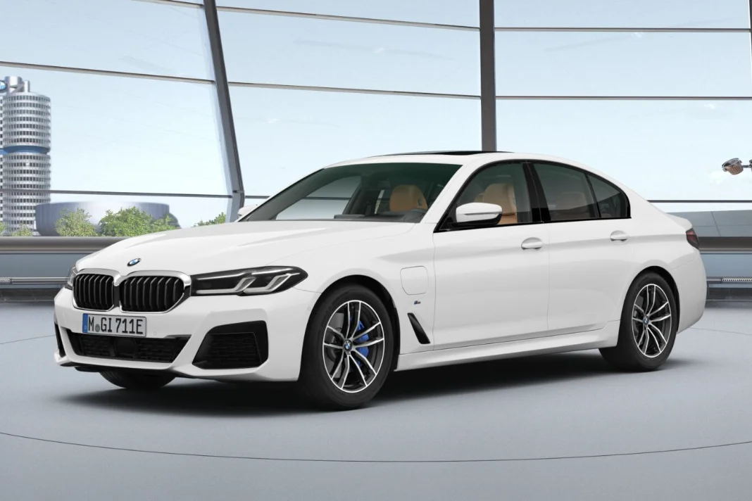 BMW 530e M Sport 2.0 Turbo Híbrido (Aut)