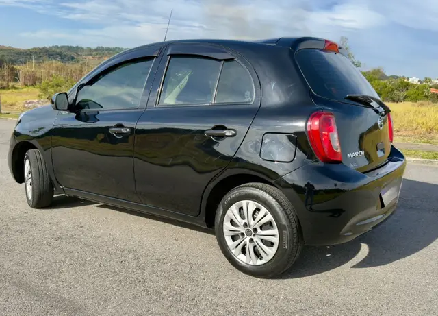 Carro Nissan March 2017 1.0 12V S (Flex)