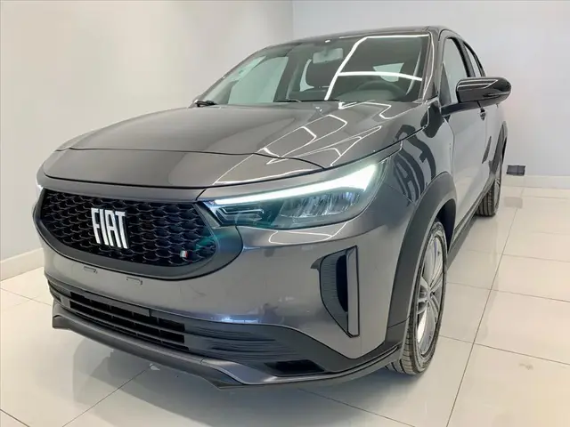 Carro Fiat Fastback 2026 Turbo 200